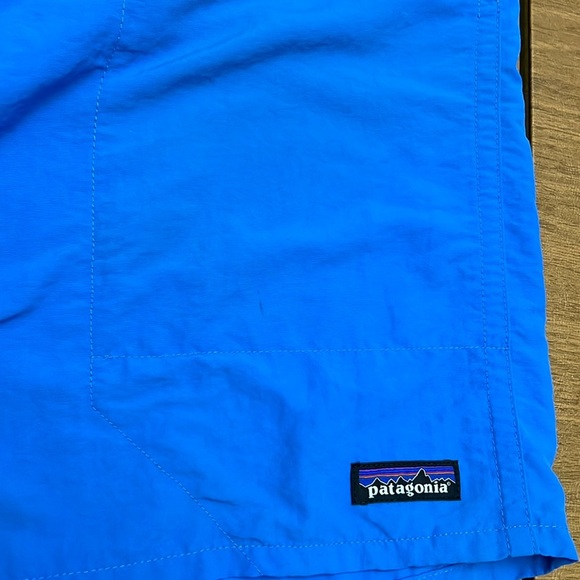 4 for $20 Patagonia shorts blue size XL with liner - Picture 8 of 9